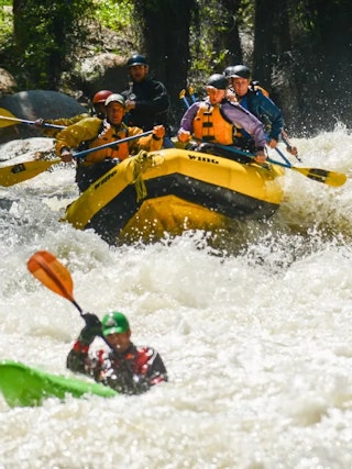 Rafting 20on 20the 20Roaring 20Fork RedMtnProductions